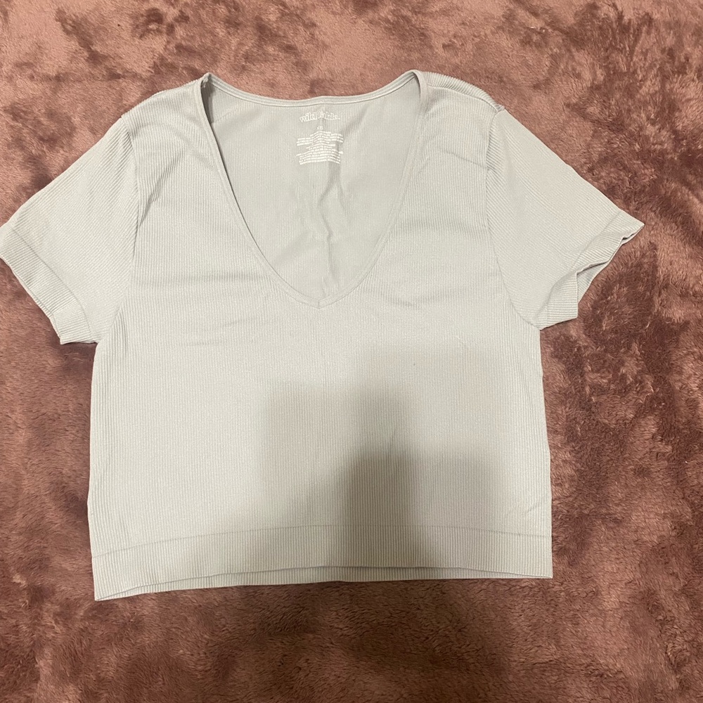 wild fable v neck bundle